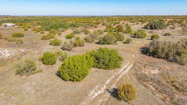 121 Gilmore Court, Lipan, TX 76462