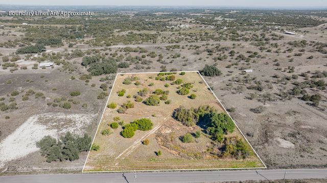 121 Gilmore Court, Lipan, TX 76462