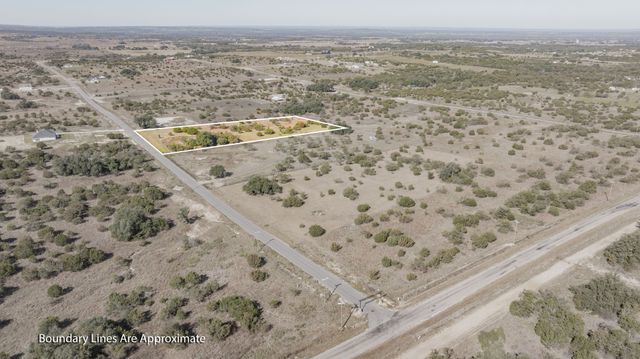 121 Gilmore Court, Lipan, TX 76462