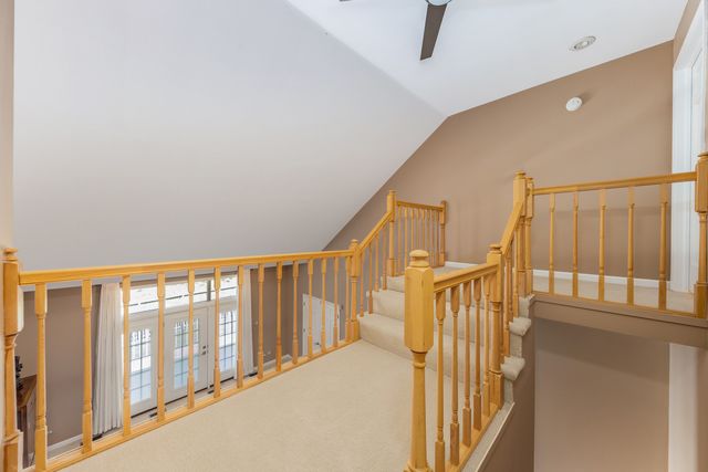 1437 Ambleside Circle, Naperville, IL 60540