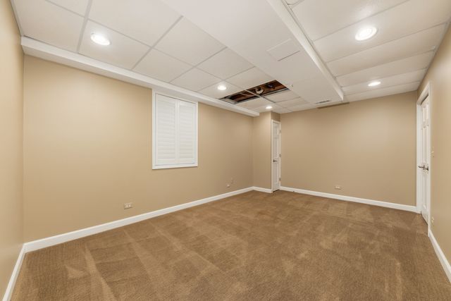 1437 Ambleside Circle, Naperville, IL 60540