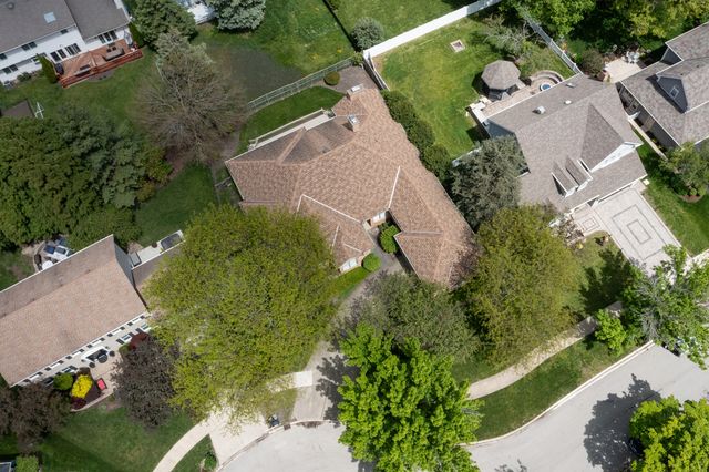 1437 Ambleside Circle, Naperville, IL 60540