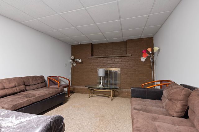 320 Dawn Avenue, Rockford, IL 61107