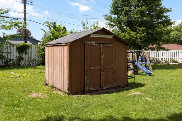 320 Dawn Avenue, Rockford, IL 61107