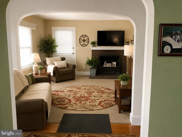 936 N PITT ST, Carlisle, PA 17013