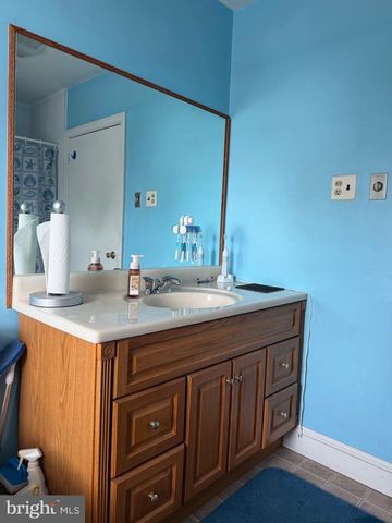 936 N PITT ST, Carlisle, PA 17013