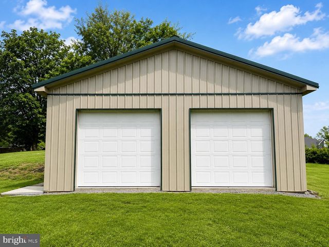 936 N PITT ST, Carlisle, PA 17013