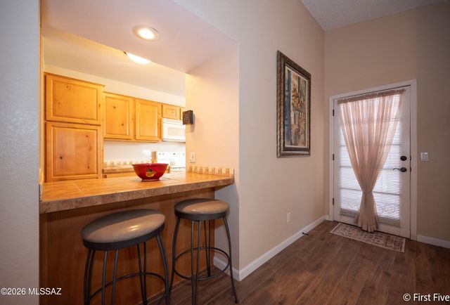 6470 N Tierra de las Catalinas Apt 100, Tucson, AZ 85718