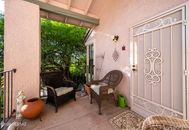 6470 N Tierra de las Catalinas Apt 100, Tucson, AZ 85718