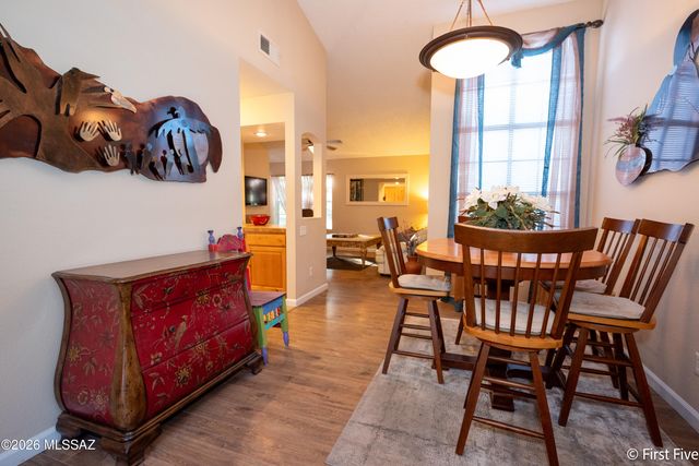 6470 N Tierra de las Catalinas Apt 100, Tucson, AZ 85718