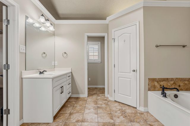 6903 87th Street, Lubbock, TX 79424