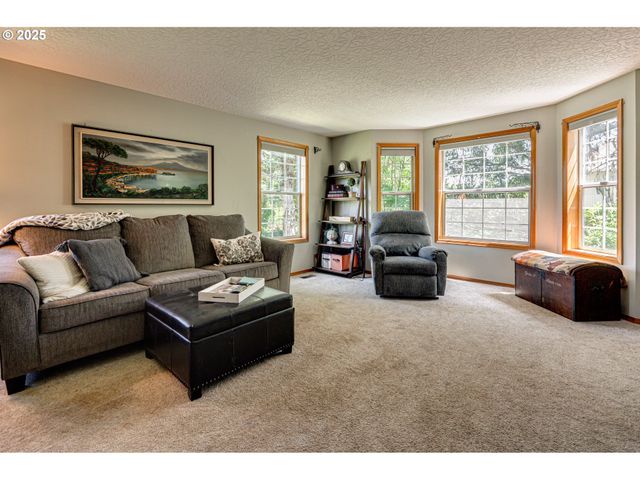 2012 Ne 193RD Ct, Vancouver, WA 98684