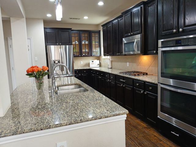 2642 Calmwood Drive, Little Elm, TX 75068