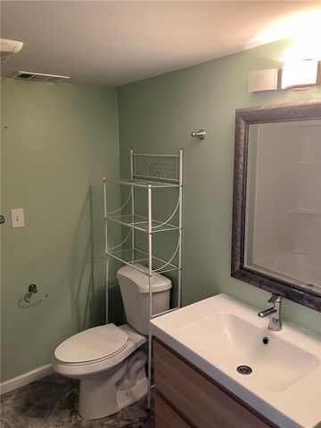 444 Spencer Ave, Sharon, PA 16146