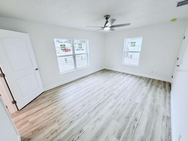 28 WOODSTON LANE, Palm Coast, FL 32164