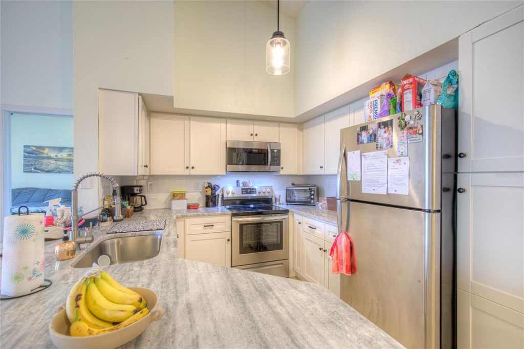 Image 6 of property listing at 4106 CENTRAL SARASOTA PARKWAY 1034, Sarasota, FL 34238