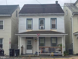 426 JONESTOWN RD, Jonestown, PA 17038