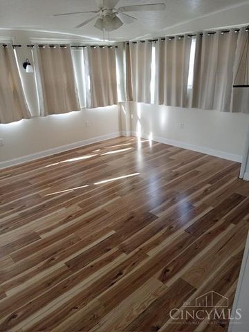 218 Washington Avenue, St Bernard, OH 45217