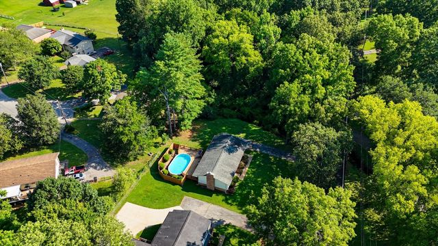 5911 Tyner Ln, Harrison, TN 37341