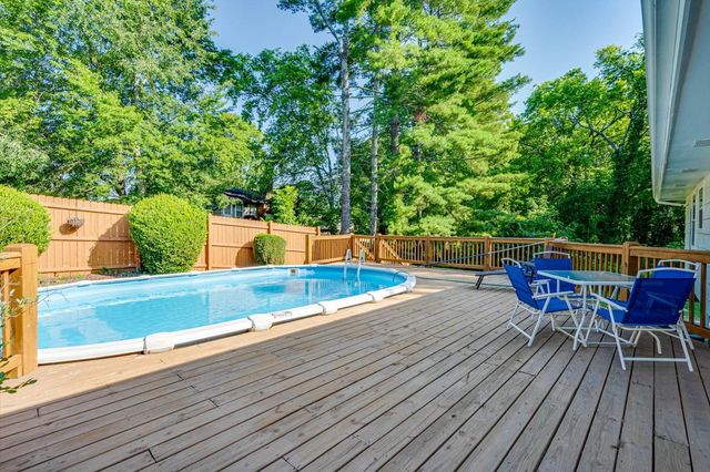 5911 Tyner Ln, Harrison, TN 37341