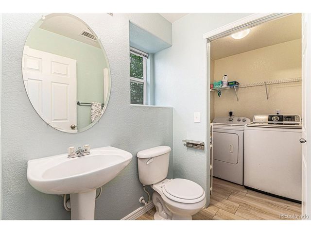 5890 Ceylon St D, Denver, CO 80249