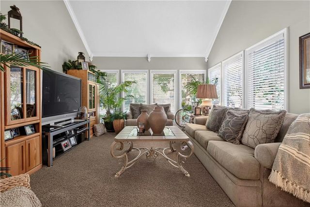 4498 SW Bowsprit Drive, Lee's Summit, MO 64082