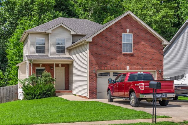 1899 Jackie Lorraine Dr, Clarksville, TN 37042