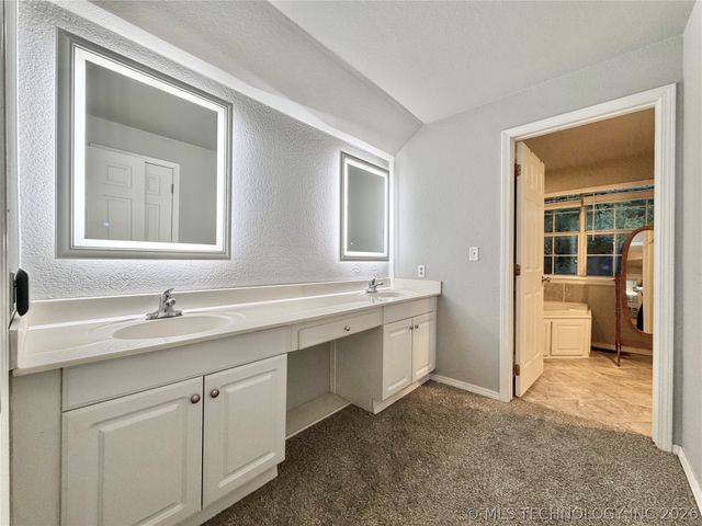 516 Antry Place, Catoosa, OK 74015