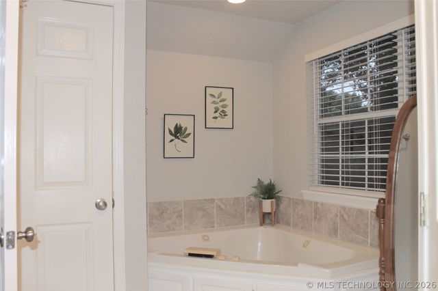 516 Antry Place, Catoosa, OK 74015