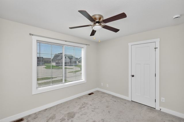 208 11th Court NW, Bondurant, IA 50035