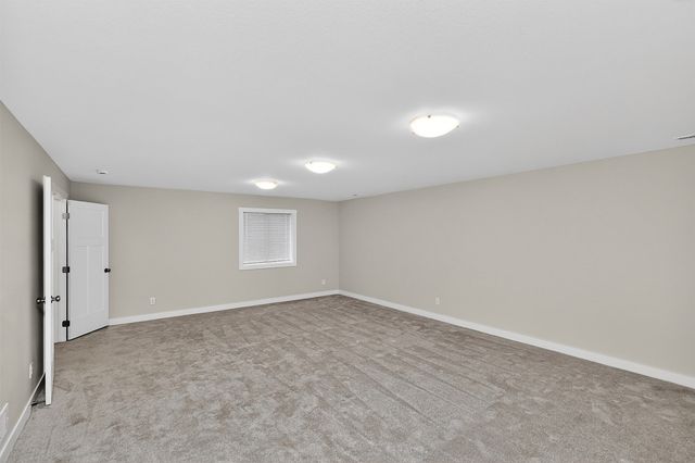 208 11th Court NW, Bondurant, IA 50035