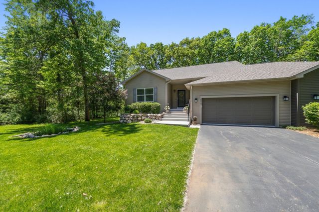 9470 Sassafras Trail, Portage, MI 49002