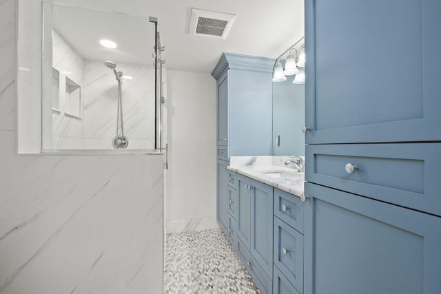 1950 SW Palm City Road 6-105, Stuart, FL 34994