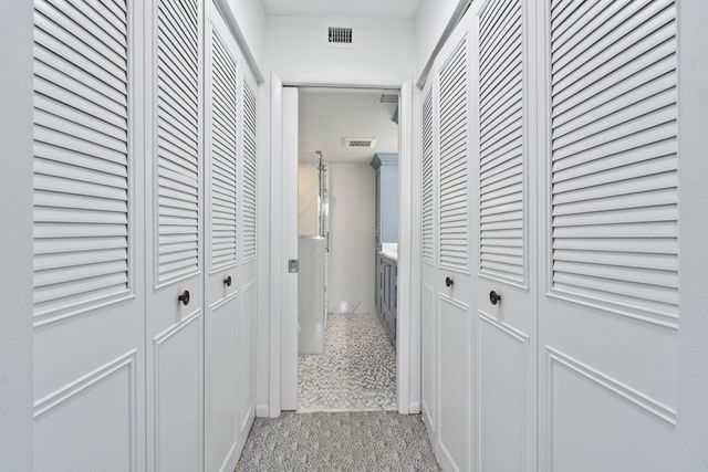 1950 SW Palm City Road 6-105, Stuart, FL 34994