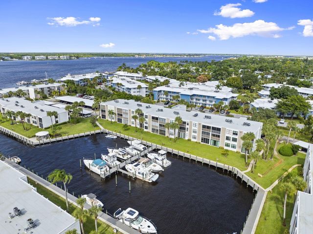 1950 SW Palm City Road 6-105, Stuart, FL 34994