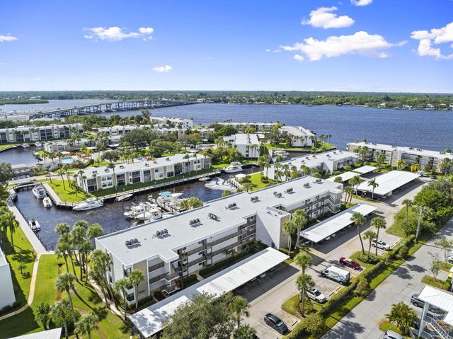 1950 SW Palm City Road 6-105, Stuart, FL 34994
