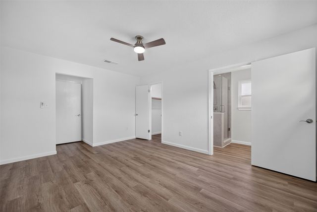 2102 Jeannette Court, Arlington, TX 76010