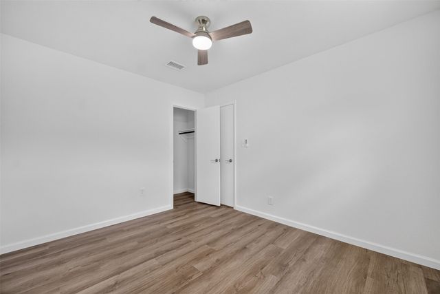 2102 Jeannette Court, Arlington, TX 76010