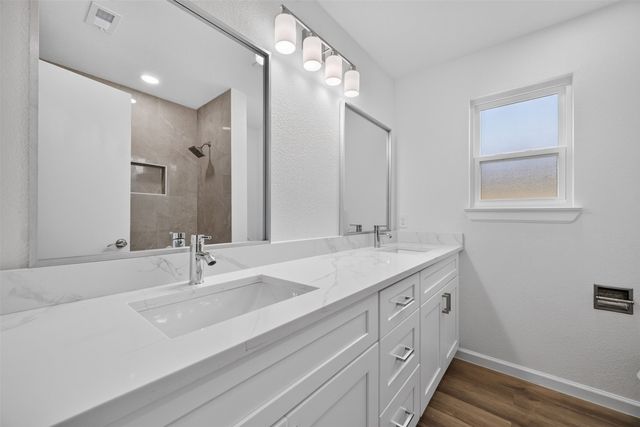 2102 Jeannette Court, Arlington, TX 76010
