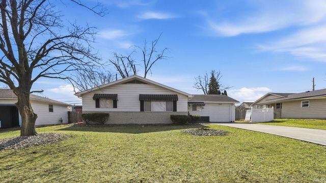 2824 Ashcroft Drive, Fort Wayne, IN 46806