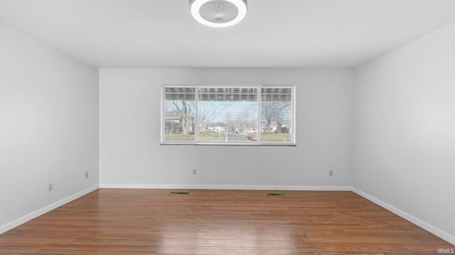 2824 Ashcroft Drive, Fort Wayne, IN 46806