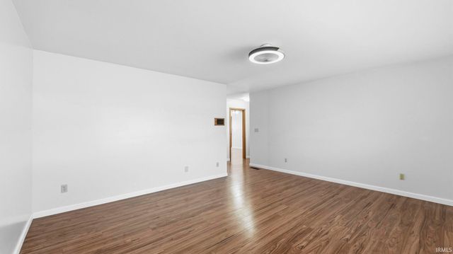 2824 Ashcroft Drive, Fort Wayne, IN 46806