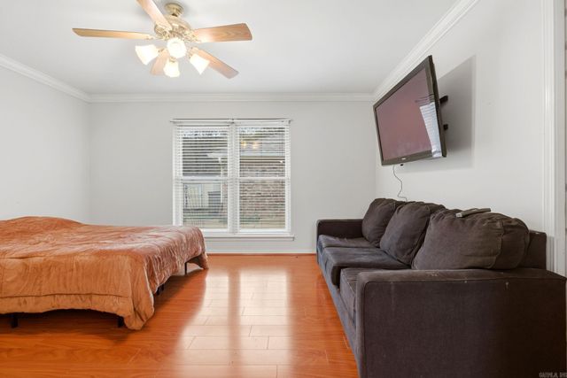 24 Winona Dr, Maumelle, AR 72113