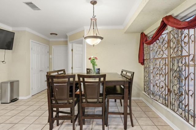 24 Winona Dr, Maumelle, AR 72113