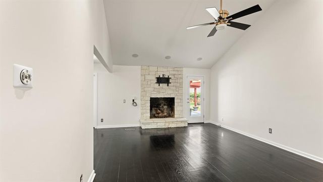 6504 N Omaha Avenue, Oklahoma City, OK 73116