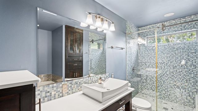 6504 N Omaha Avenue, Oklahoma City, OK 73116