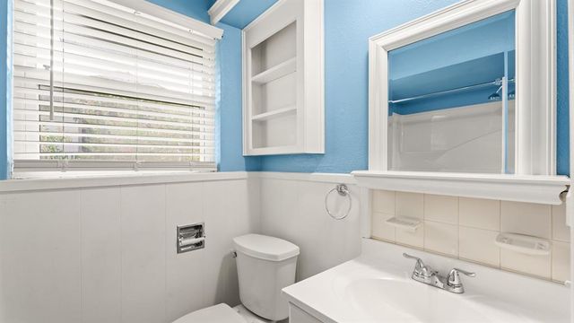 6504 N Omaha Avenue, Oklahoma City, OK 73116
