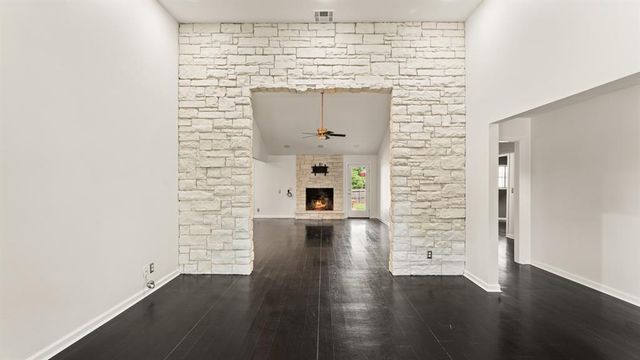 6504 N Omaha Avenue, Oklahoma City, OK 73116