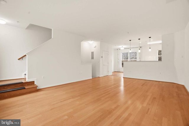 108 MOORE DR, Rockville, MD 20850