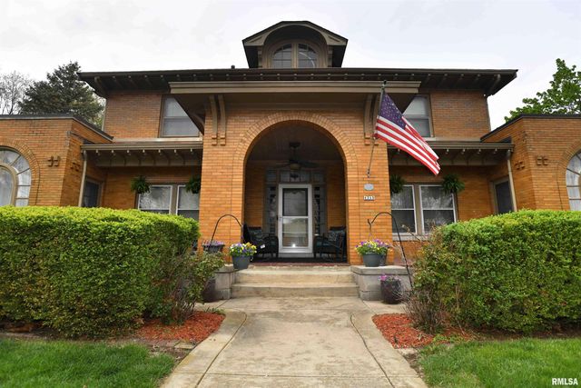 1515 NE GLEN OAK Avenue, Peoria, IL 61603